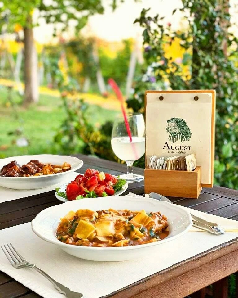 Restoran i vinarija August